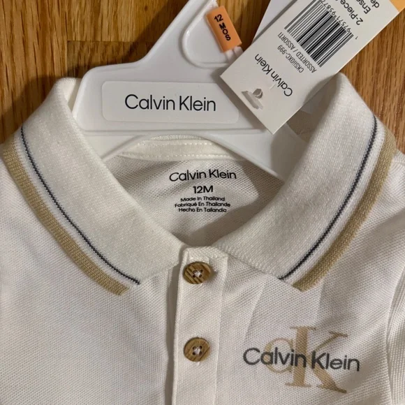 Calvin Klein Baby Boy 2 Piece Outfit Set - Picture 4 of 12
